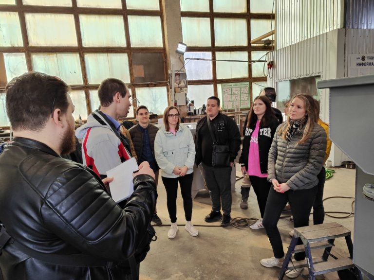 %name Обучение сотрудников